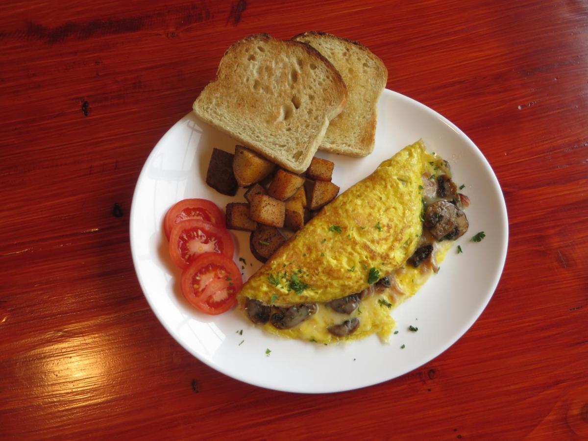 Auberge Cafe Acadien Bonaventure Εξωτερικό φωτογραφία